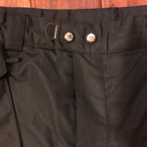 Men’s snow pants